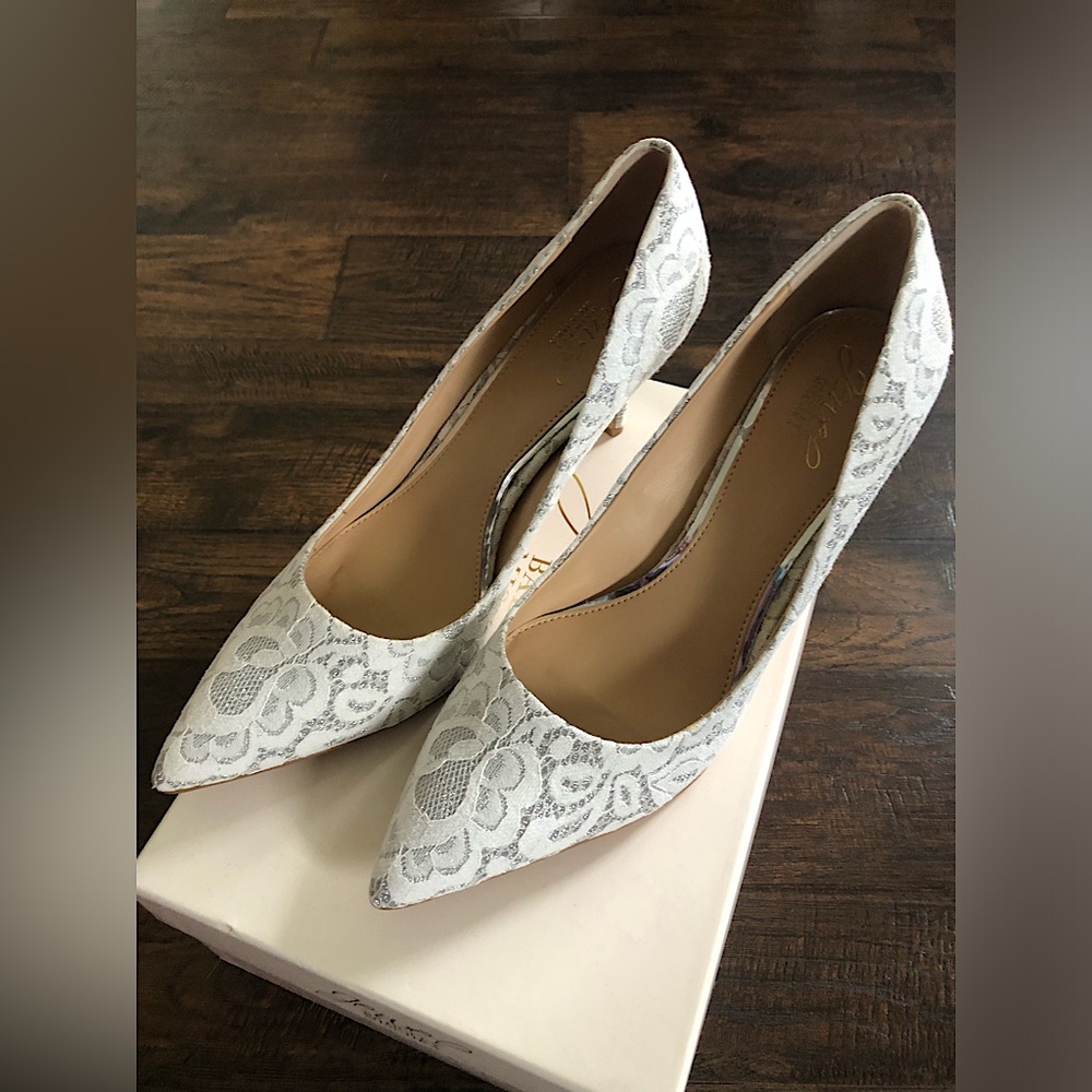 Jewel Badgley Mischka Zuri Evening White Lace Women’s 9.5 Pumps